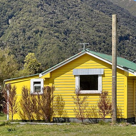 Rustic, Basic Cosy Alpine Hut, In The Middle Of The Mountains Villa Otira Bagian luar foto