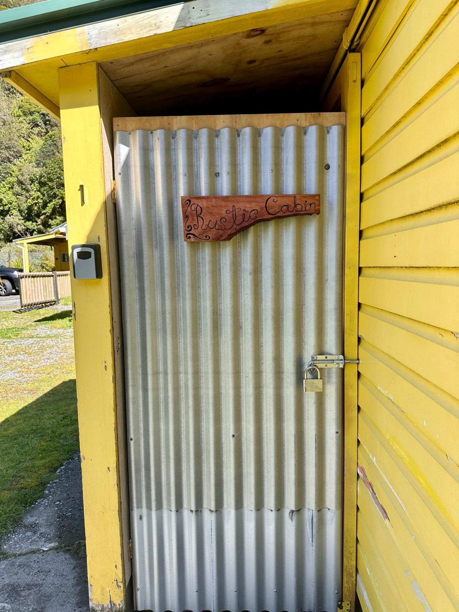 Rustic, Basic Cosy Alpine Hut, In The Middle Of The Mountains Villa Otira Bagian luar foto